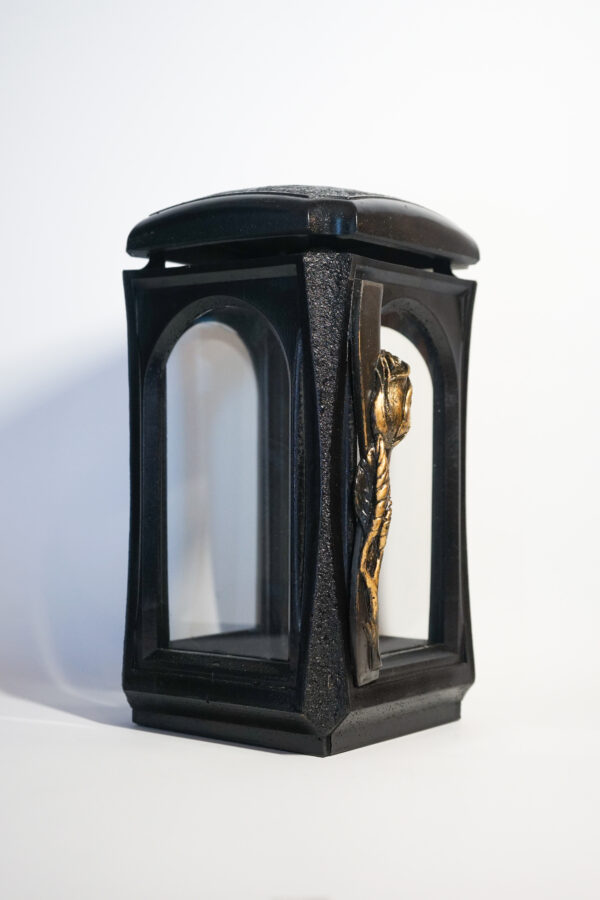 Czarny znicz żywiczny lampion retro, motyw róży